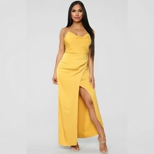 WOMEN MAXI DRESS OPEN LEG (mustard/yellow)